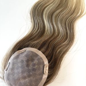 LISA- Topper en cheveux naturels marron et blond mélangés